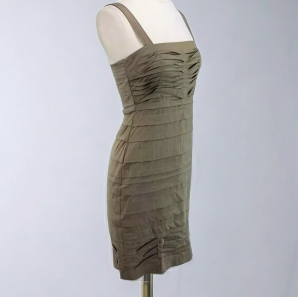 BCBG Maxazria Pleated Sleeveless Cotton Taupe Mini Dress Gravel Size 6 NWT - Picture 4 of 8